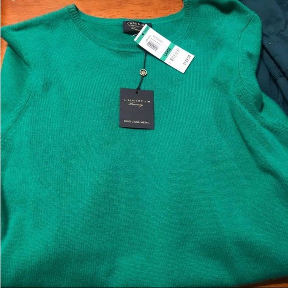 green Cashmere sweater size large by charter club